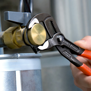 Pipe Wrenches & Water Pump Pliers